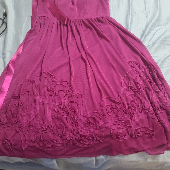 Party dress size 6 - Picture 4 of 4